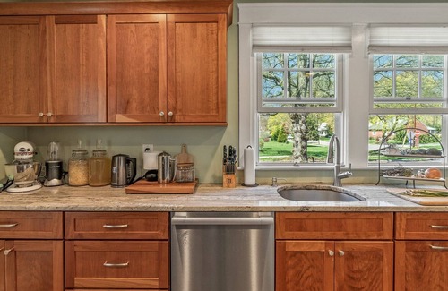 Swarthmore House | Beautiful 2B/1.5B in the Heart of Swarthmore!