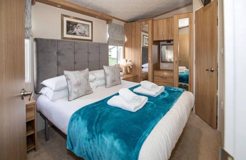 St. Andrews Cabin | Beautiful 3-Bed Lodge in St Andrews