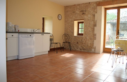 Monflanquin Cottage | Beautiful 3 bed stone country cottage with private heated pool in Monflanquin