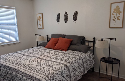 Copperas Cove House | Beautiful 3 Bedroom Home Minutes to Ft Cavazos - Fenced Yard, W/D, Nintendo
