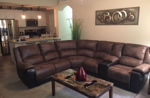 Parkwood Ranch Condo | Beautiful 3-bedroom condo just steps from the pool and hot tub.