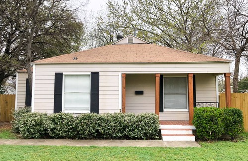 Westcliff House | Beautiful 3 Bedroom near TCU (Recently Renovated!)