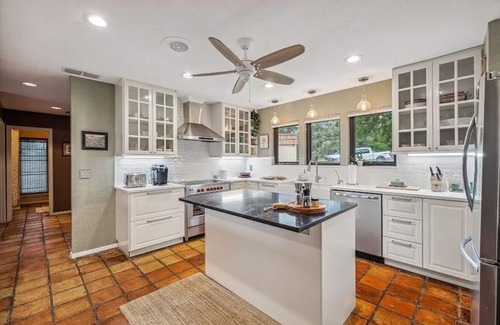 Dennis House | Beautiful 3 br 3 bath home with pool just minutes from Fort Worth