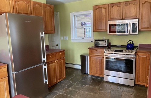 Brainard House | Beautiful 3 BR Berkshire Home - Mountain Views and Privacy on 10 Acres