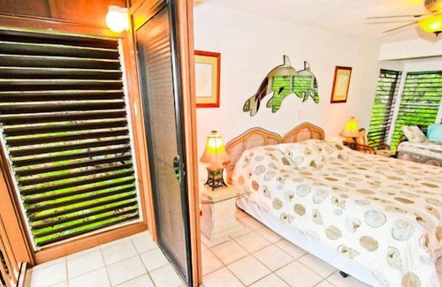 Honaunau-Napoopoo House | Beautiful 4 Br For 11 Beachfront Home!
