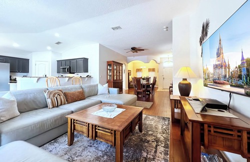 Buena Ventura Lakes House | Beautiful 4 Bed Pool Home At Villa Sol Resort