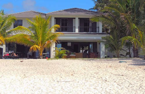 Pointe D'esny Villa | Beautiful 4 bedroom villa on the most beautiful beach of the island, turquoise lagoon.