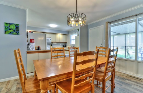 Champaign House | Beautiful 4 bedroom 2 full bathroom close to everything!