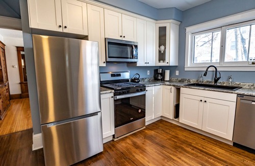 Midway House | Beautiful 4BR 2 bath Craftsman home, completely renovated, roomy, handy location