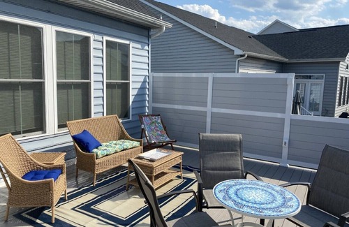 The Glade House | Beautiful 4BR Rehoboth Beach Home w/Amenities