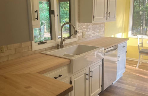 Pigeon House | Beautiful 5-bedroom beach house on North Shore of Sand Point, near Caseville MI