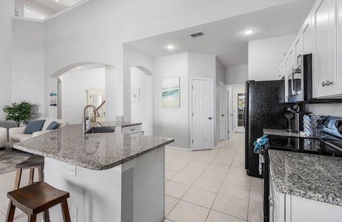 Beachwalk Isles House | Beautiful 5 Bedroom Pool Home on the Water!
