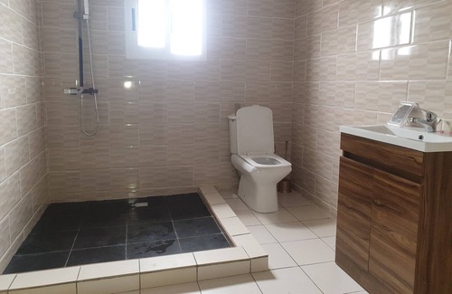 Assinie Villa | Beautiful 7-bed Villa With Pool in Assinie