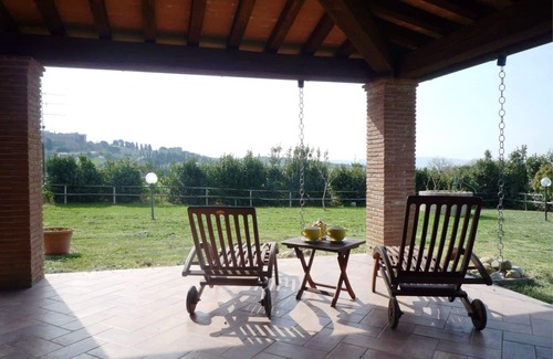 Magliano in Toscana Apartment | Beautiful apartment for 4 people with TV, pets allowed and parking