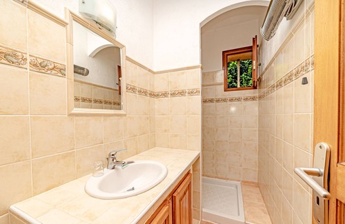 Le Bar-sur-Loup Bed & Breakfast | BEAUTIFUL ACCOMODATION ON AGRITOURISME NEAR NICE ANTIBES CANNES