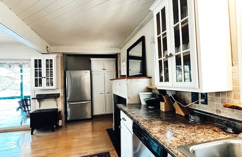 South Colton Cottage | Beautiful Adirondack Region Lakefront Cottage