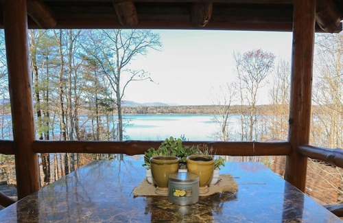 Northville Cabin | Beautiful Adirondack Log Cabin on Lake Sacandaga with Hot Tub