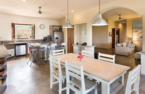Todos Santos House | Beautiful Adobe Built Beach House with Great Ocean Views and Solar Heated Pool