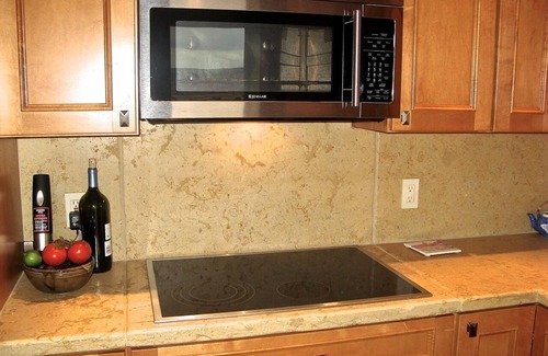 Youngsville House | Beautiful Adobe Overlooking Ghost Ranch And Abiquiu Lake