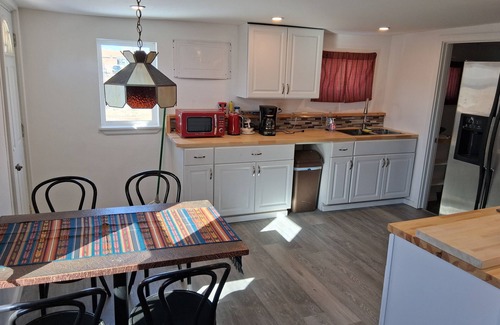 Cortez House | Beautiful adobe style house with yard and parking in town Cortez – Adobe CoCo