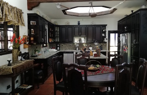 Antigua Guatemala House | BEAUTIFUL AND CHARMING COLONIAL HOUSE WITH PRIVATE POOL IN ANTIGUA, GUATEMALA