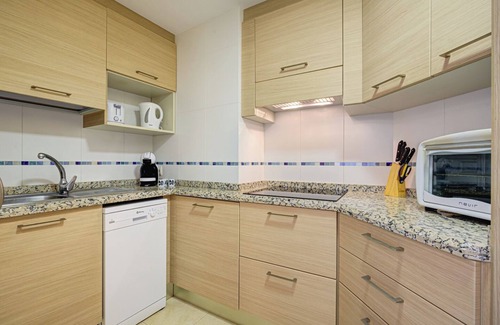 Altea Apartment | Beautiful and cheerful apartment with communal pool in Altea, Costa Blanca, Spain for 3 persons