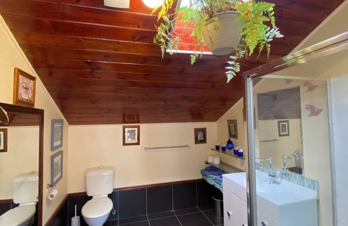 Tawonga South Apartment | Beautiful and comfortable, located in the heart of town
