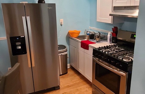 Egleston Square Apartment | Beautiful and cozy apartment in the center of Boston.
