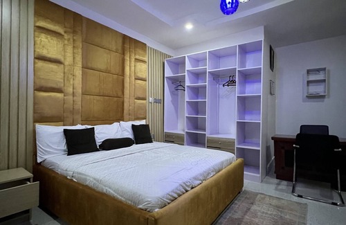 Jabi Apartment | Beautiful and Cozy single room apartment, for one and one partner.