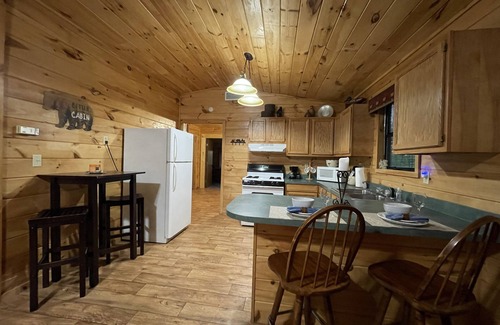 Smithville Cabin | Beautiful and cozy two bed, one bath cabin nestled in the Kiamichi Mountains
