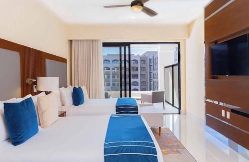 Downtown San Jose del Cabo Resort | Beautiful and Luxurious 5-Star Beachfront Resort in Villa la Valencia Los Cabos