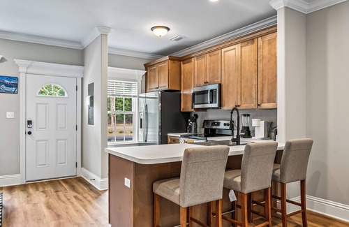 Crawfordville House | Beautiful and Spacious 3-bedroom townhome in Crawfordville