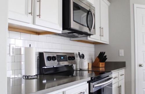 Normal House | Beautiful and spacious 4 bedroom home with loft and large yard.