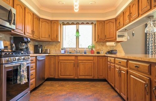 East Tawas House | Beautiful and Spacious Lakeview House in East Tawas, Michigan.