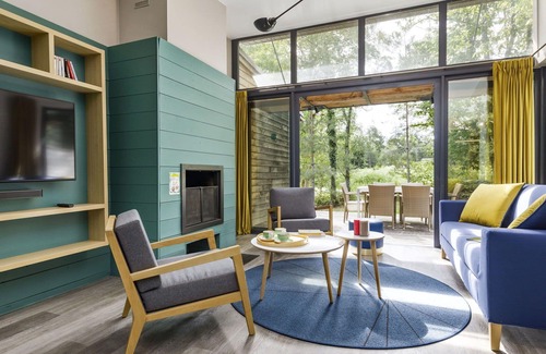 Chaumont-sur-Tharonne House | Beautiful apartment in villa for 6 guests with WIFI, pool, hot tub, TV, terrace and parking
