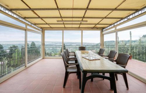 Corsanico Apartment | Beautiful Apartment In Corsanico