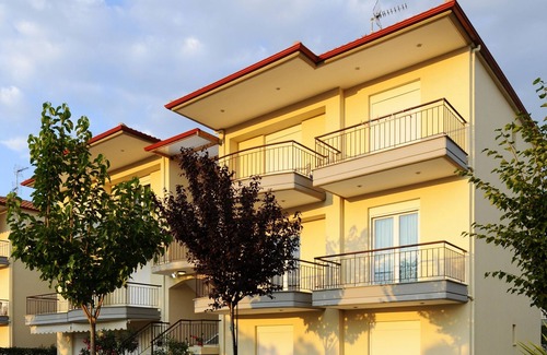 Kalyves Polygyrou Apartment | Beautiful apartment next to the sea