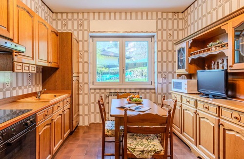Cerano d'Intelvi Apartment | Beautiful apartment for 6 people with WIFI, TV, patio and parking