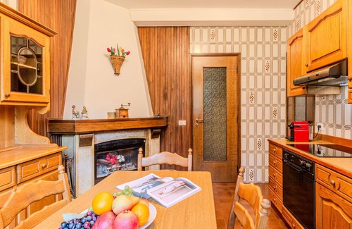 Cerano d'Intelvi Apartment | Beautiful apartment for 6 people with WIFI, TV, patio and parking