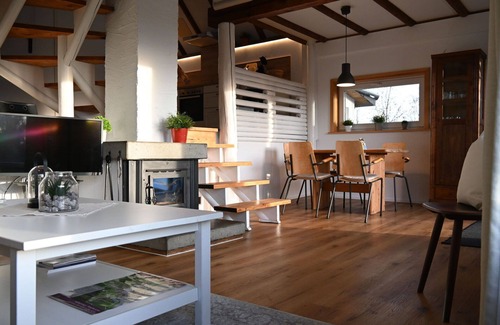 Feriendorf Frankenau House | Beautiful apartment in villa for 5 guests with A/C, WIFI, TV, patio and pets allowed