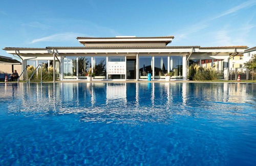 Tarnewitz Apartment | Beautiful apartment for 4 guests with WIFI, pool, TV and terrace
