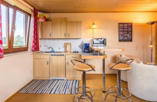 Hergensweiler Apartment | Beautiful Apartment “Obstwiese” with Mountain View, Wi-Fi and Separate Terrace, Pets on request