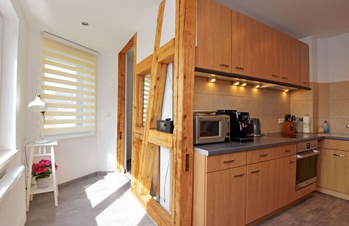 Zella-Mehlis Apartment | Beautiful apartment for 4 people with WIFI, TV, pets allowed and parking