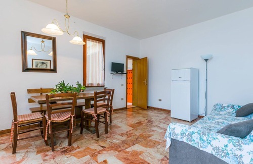 San Baronto Apartment | Beautiful apartment for 3 people with WIFI, pool, TV, balcony, pets allowed and panoramic view