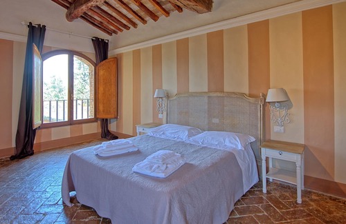Montespertoli Other | Beautiful apartment for 2 guests with pool, A/C, WIFI and panoramic view