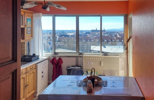 Quartier Saint-Leon Apartment | Beautiful apartment:90m2, perfectly located and equipped, superb view, free parking.
