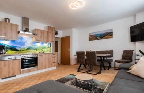Taxenbach Apartment | Beautiful apartment for 4 people with WIFI, TV, balcony and panoramic view