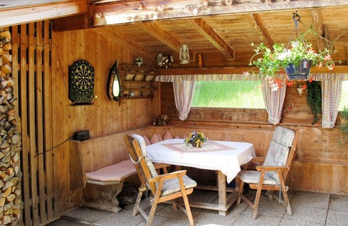 Zillertal Apartment | Beautiful apartment for 6 guests with WIFI, TV, patio and parking