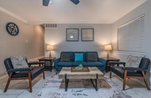 Mahncke Park Apartment | Beautiful Apartment At The Botanical Gardens #1