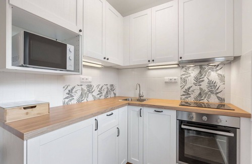 Hrensko Apartment | Beautiful apartment for 8 people with WIFI, TV, patio, pets allowed and parking